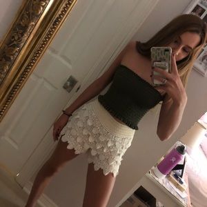 U.S.A. White scallop shorts